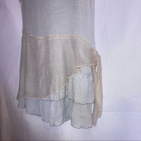 Firmianalily Tunic Blouse - Picture 2 of 7